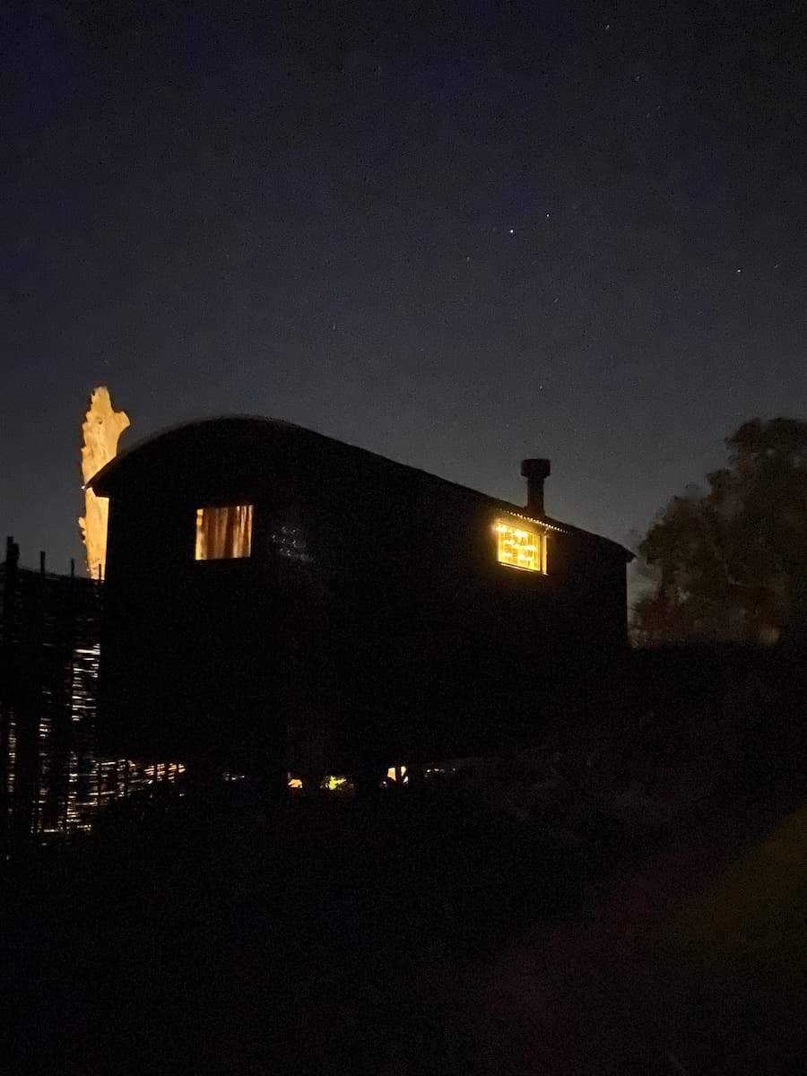 The Lodge, Essex shepherds hut by night